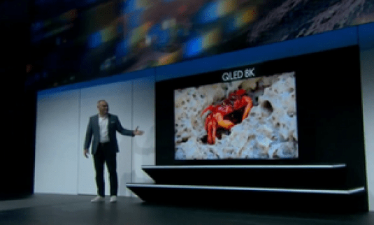 TV 8K Samsung khủng nhất hành tinh: Rộng 98 inch, độ nét cao hơn tất cả mọi thứ trên thế giới